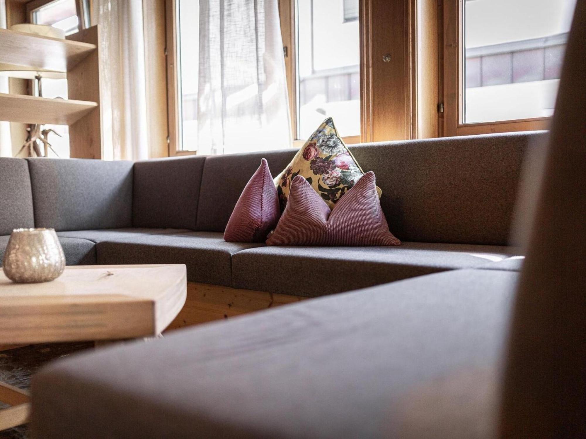 Apartment In Fuegen With A Garden ภายนอก รูปภาพ