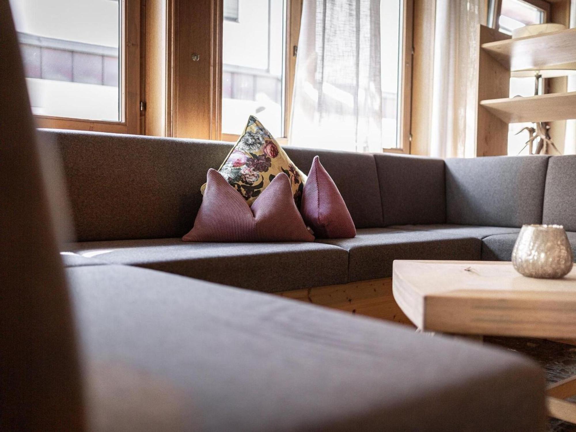 Apartment In Fuegen With A Garden ภายนอก รูปภาพ